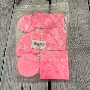 NEW CHRISTMAS MOLD 8 PIECE SET